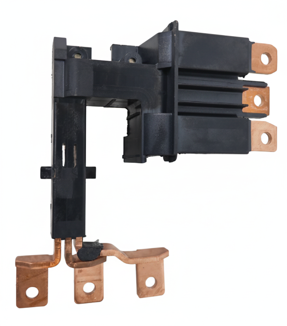 Capacitor connector